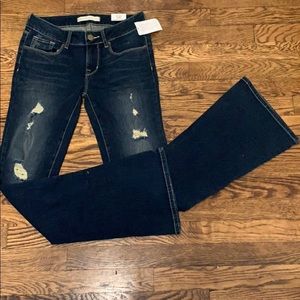 Bullhead Black distressed jeans